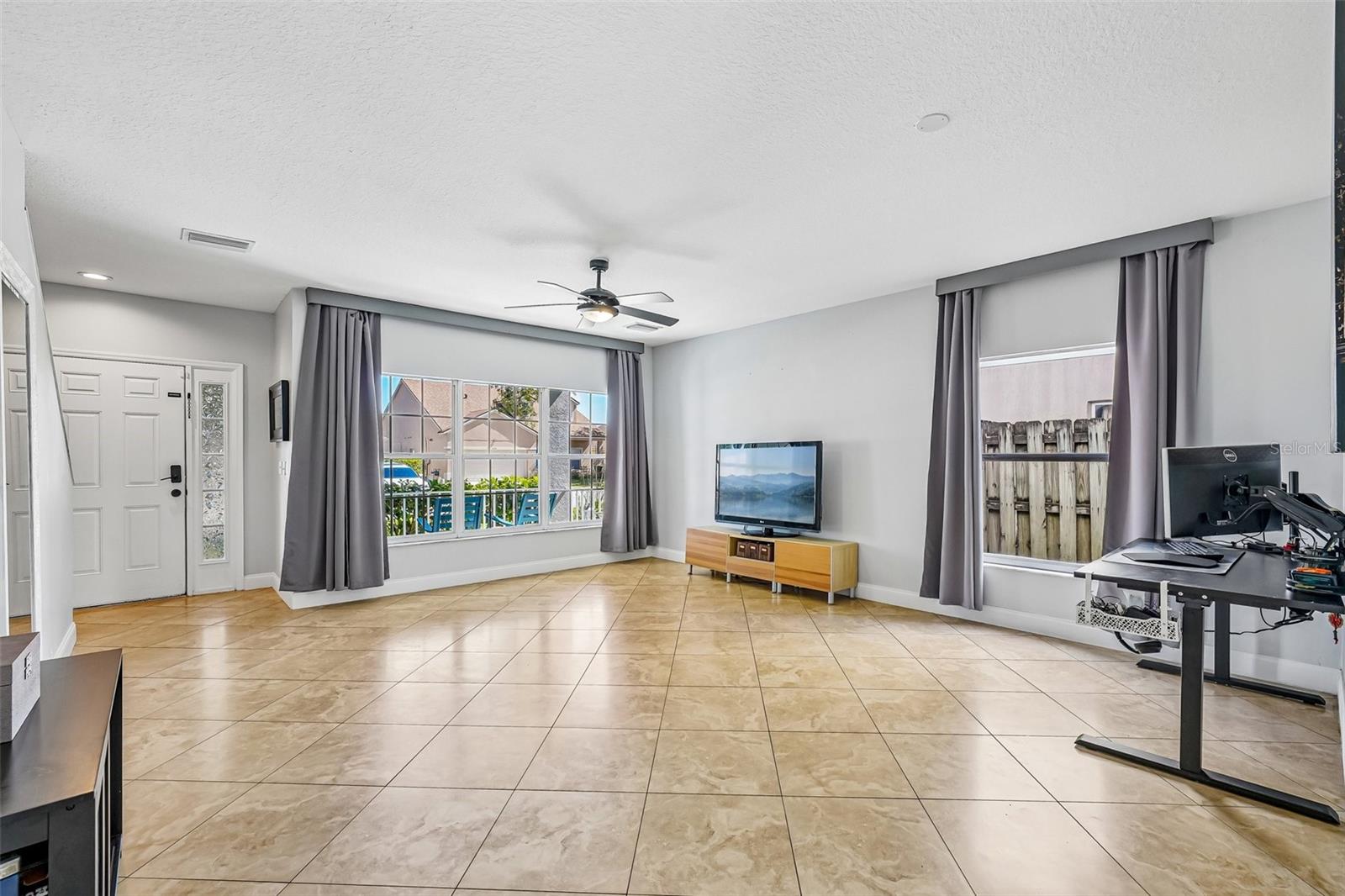 24348 Summer Wind Ct Property Photo 6
