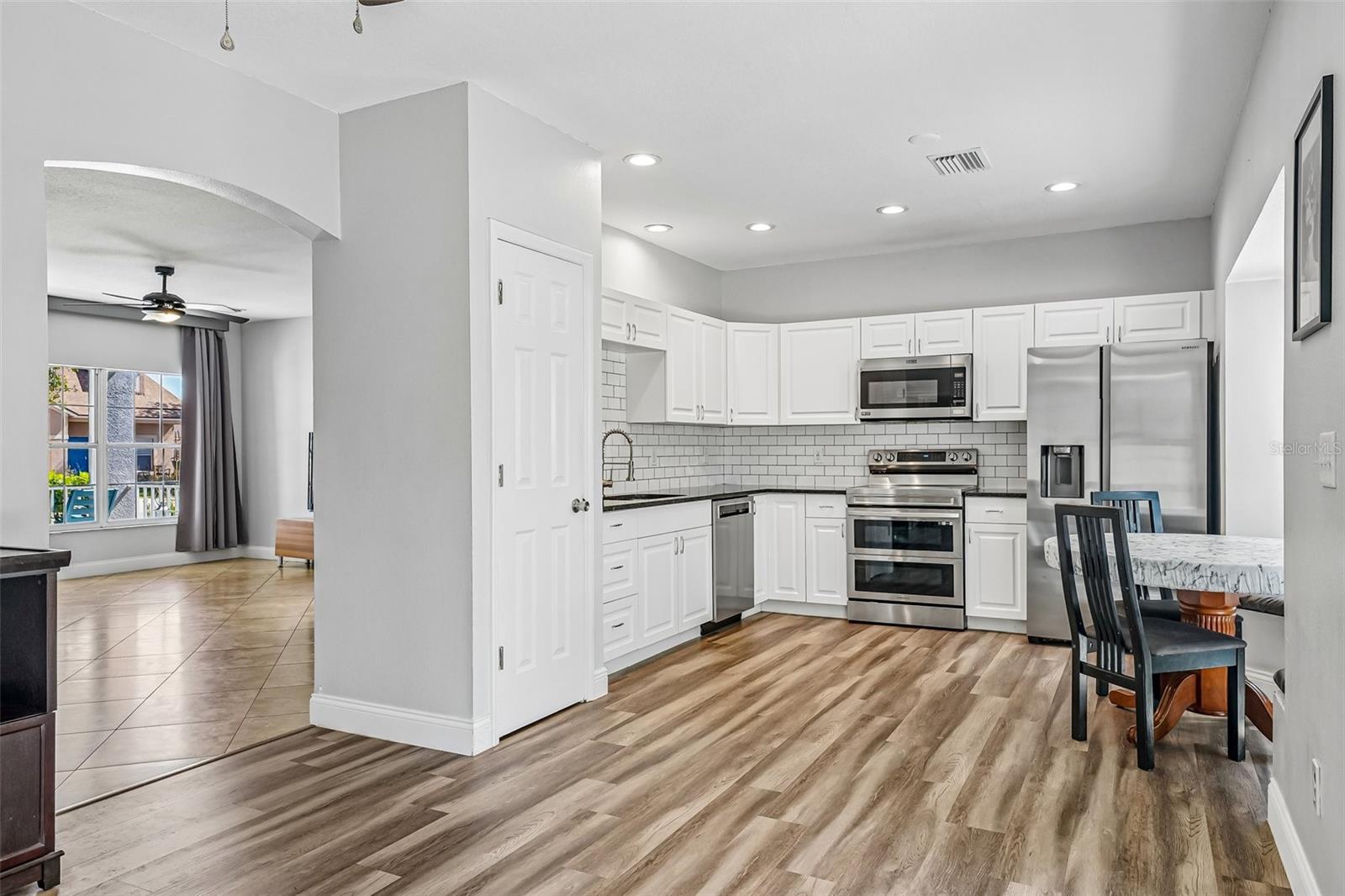 24348 Summer Wind Ct Property Photo 11