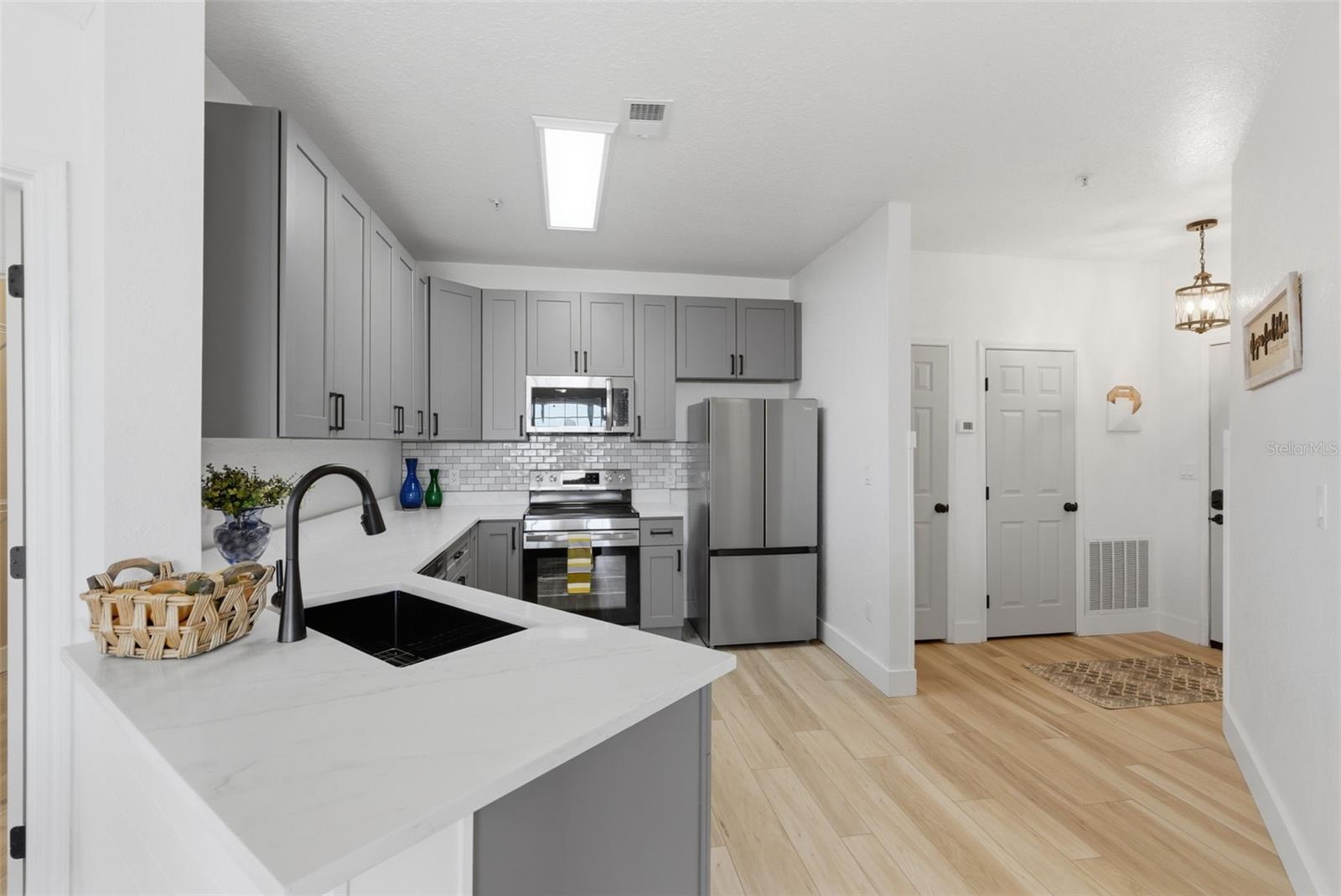 4323 Bayside Village Dr #312 Property Photo 1
