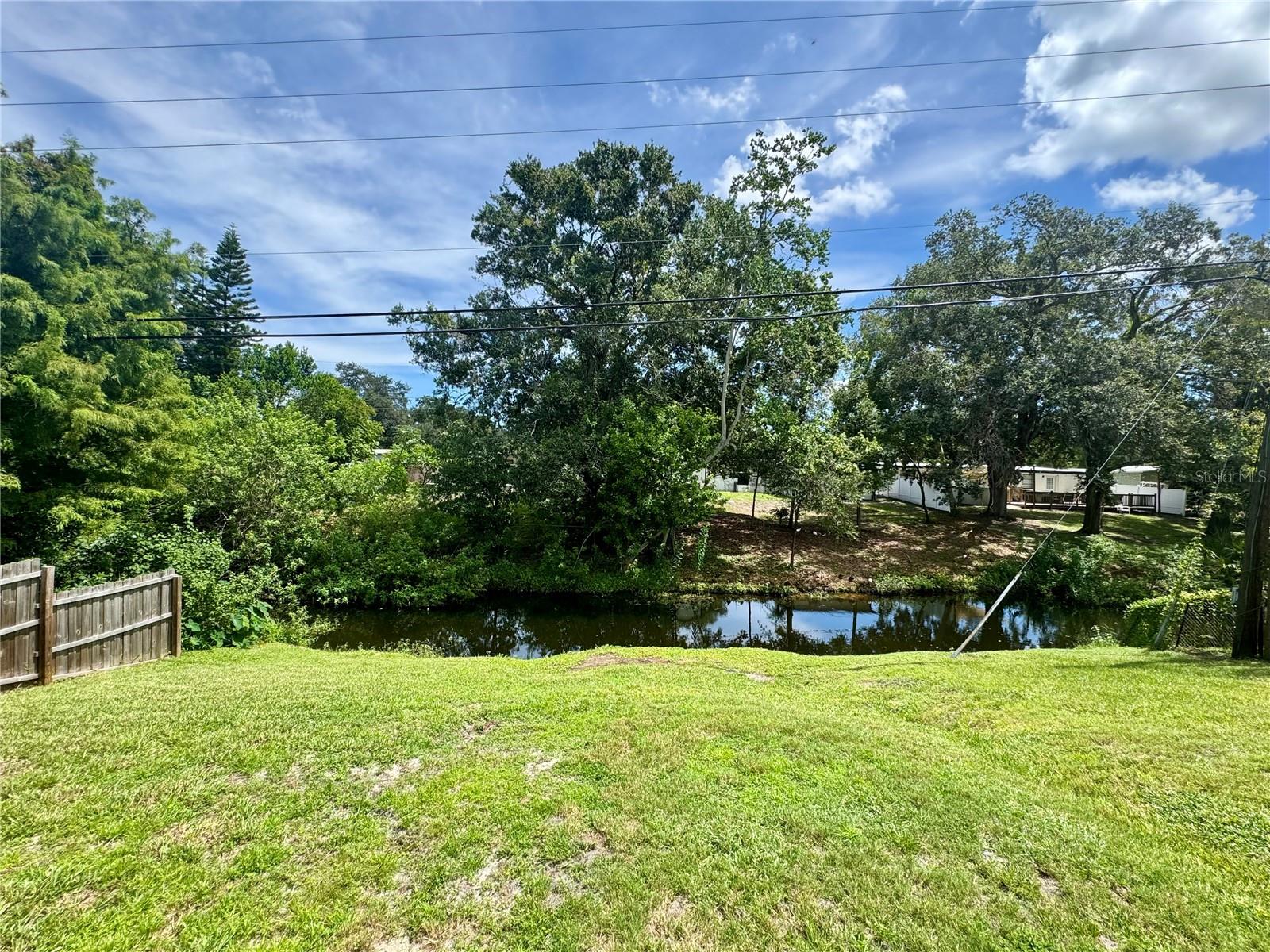 1413 Embassy Dr Property Photo 6