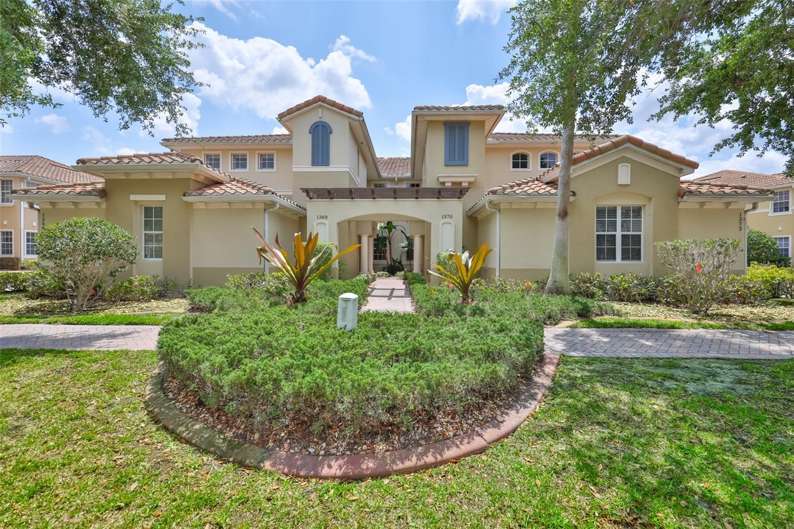 1368 Emerald Dunes Dr Property Photo 1