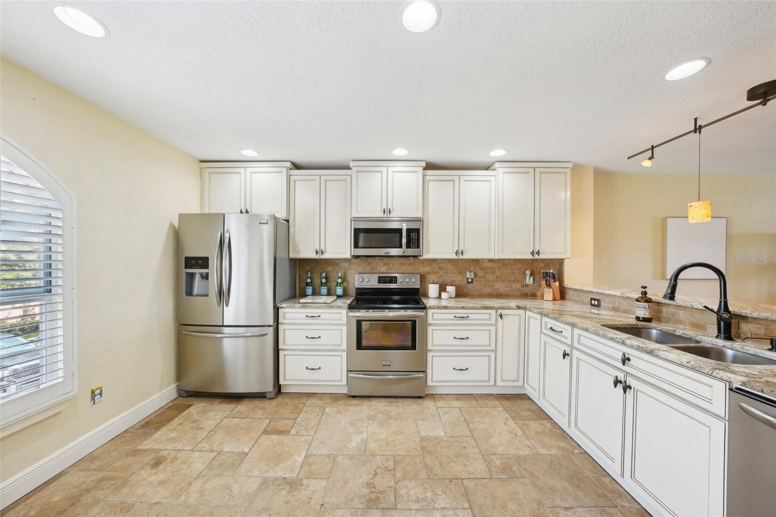 637 Pinellas Bayway #105 Property Photo 13