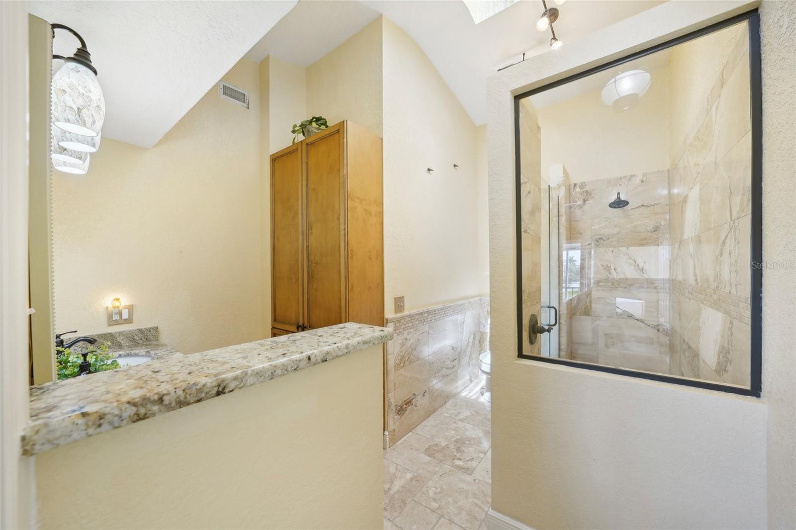 637 Pinellas Bayway #105 Property Photo 28