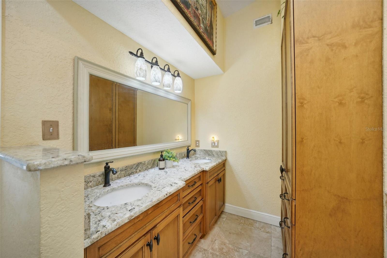 637 Pinellas Bayway #105 Property Photo 29