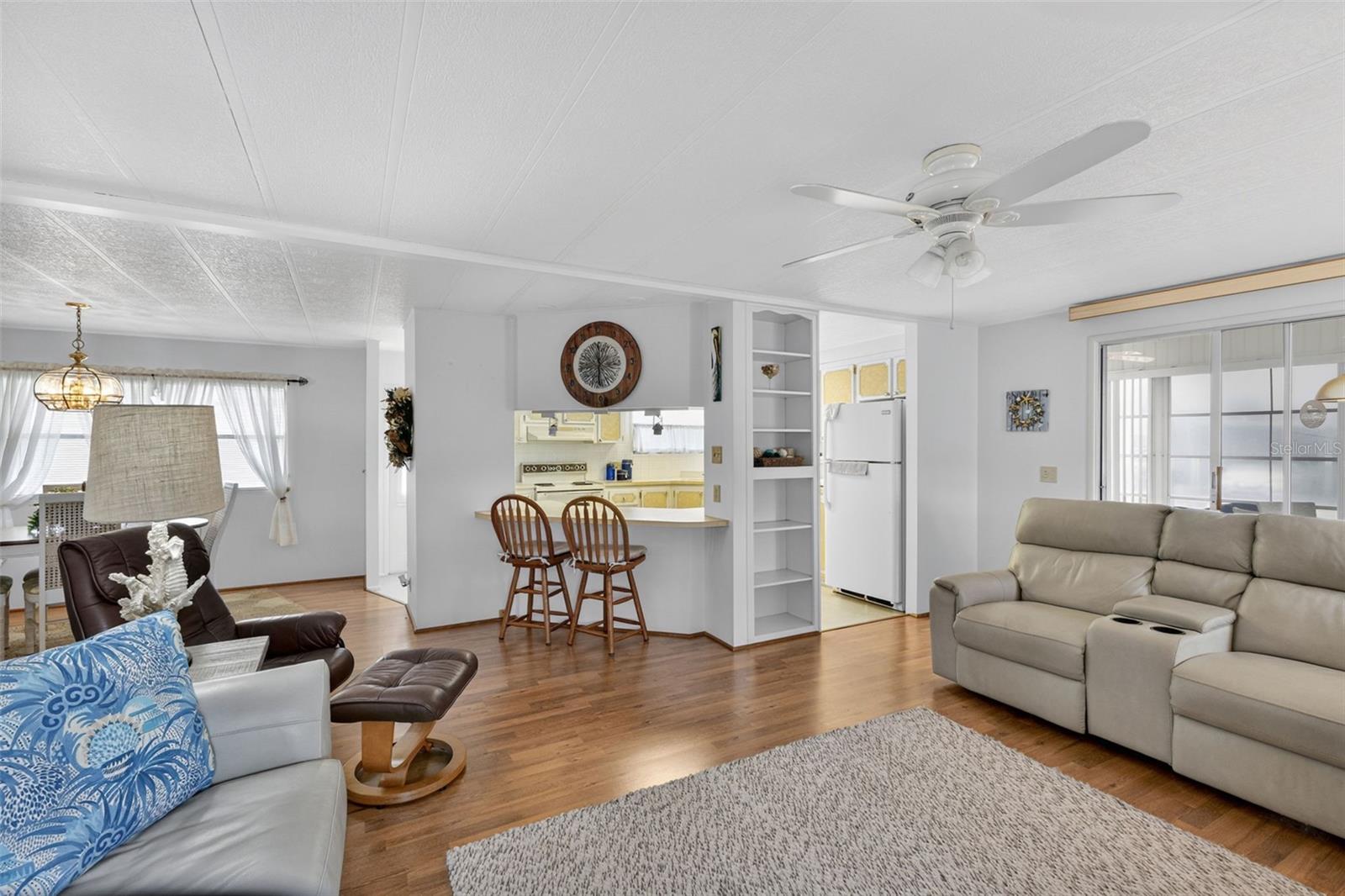 322 Robalo Property Photo 6
