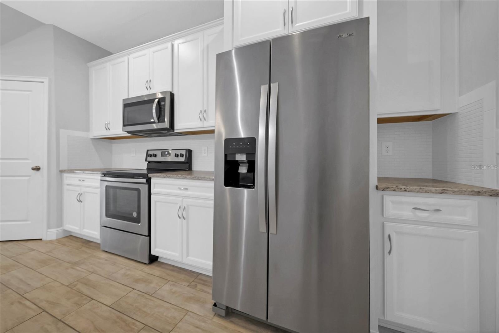 11728 Cambium Crown Dr Property Photo 4