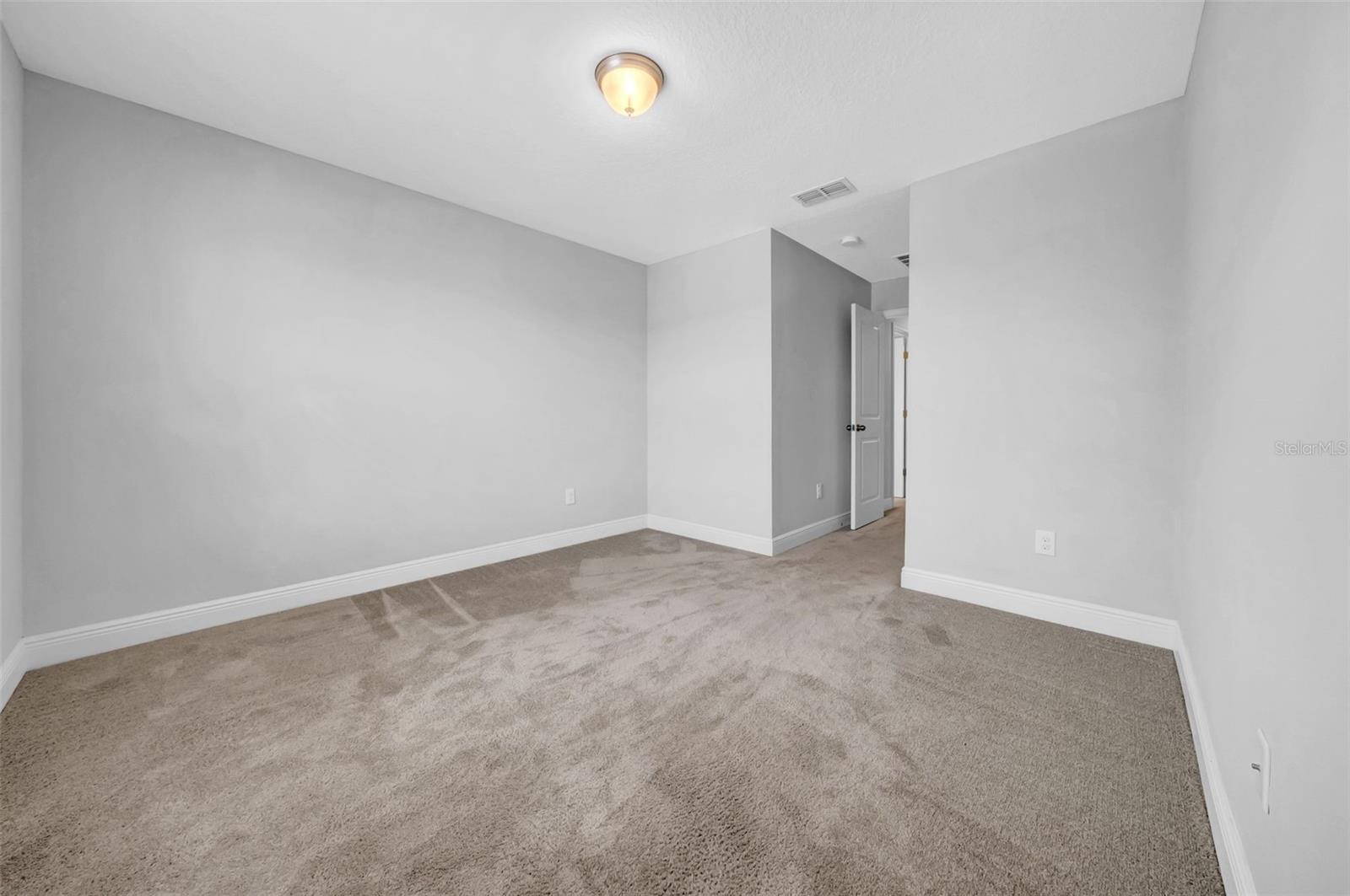 11728 Cambium Crown Dr Property Photo 15