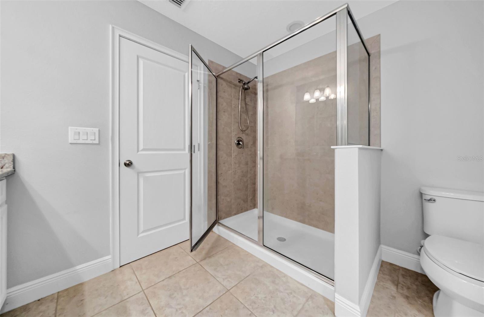 11728 Cambium Crown Dr Property Photo 24