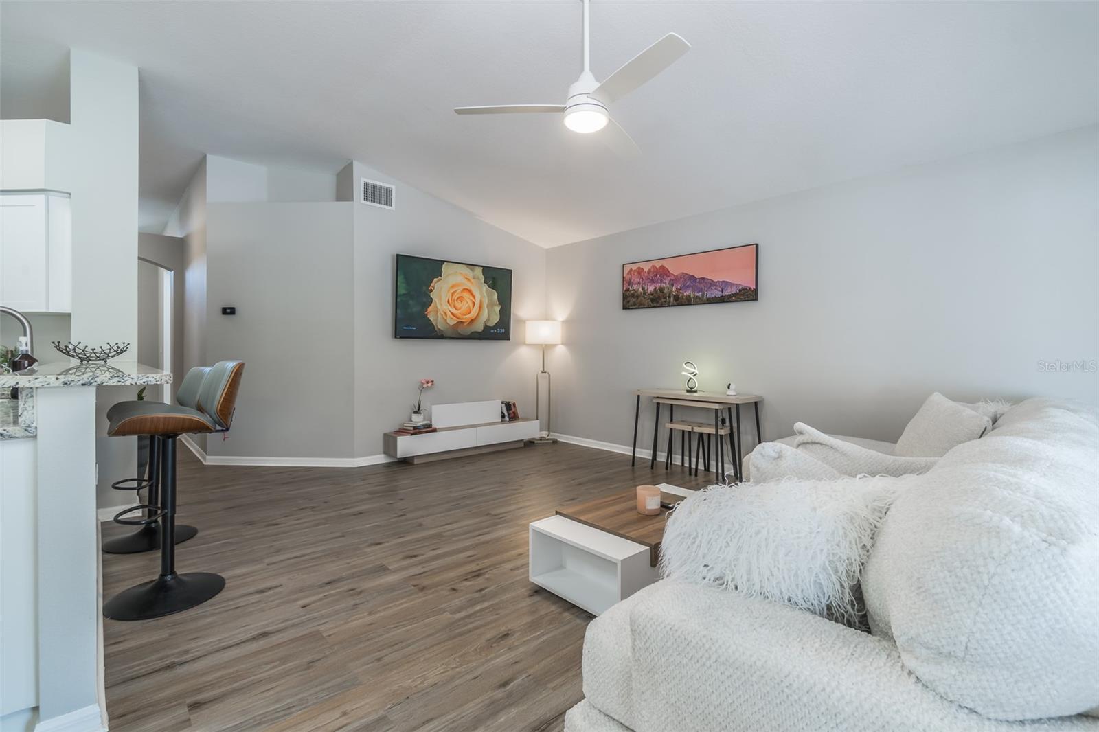 1707 Bondurant Way Property Photo 10