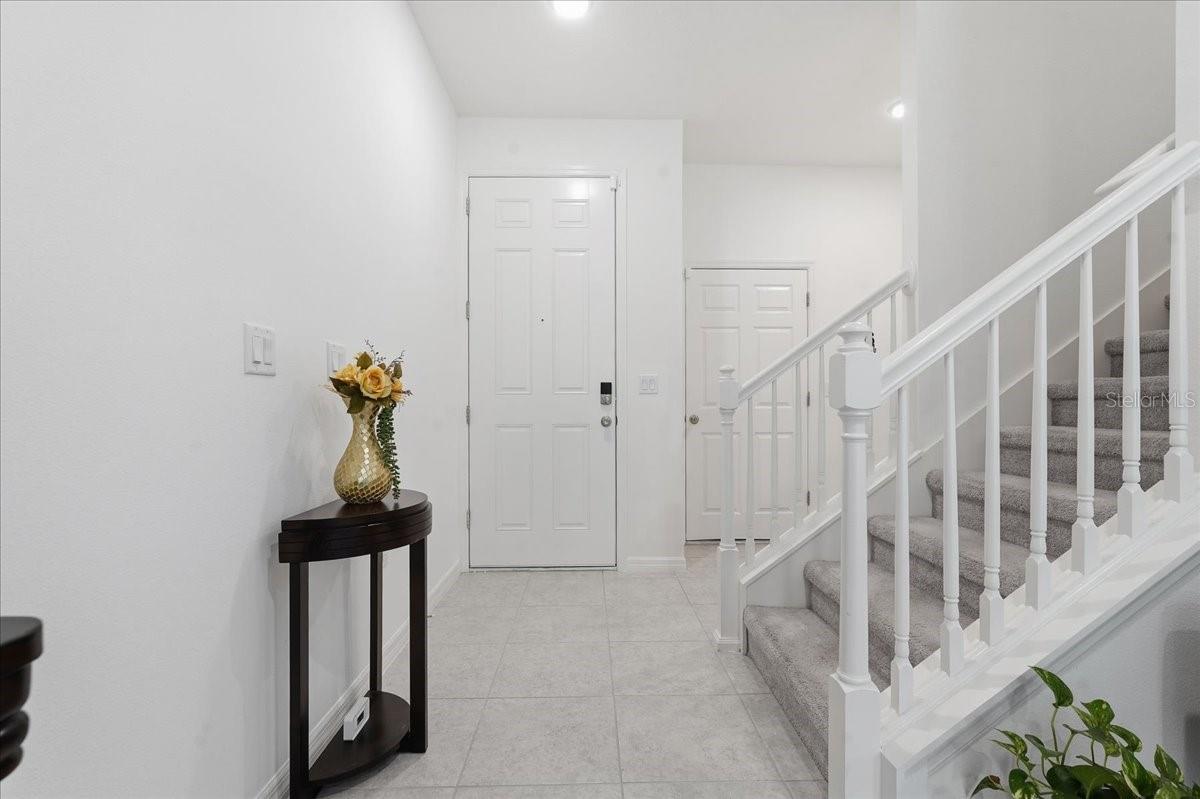 34179 Cinder Way Property Photo 4