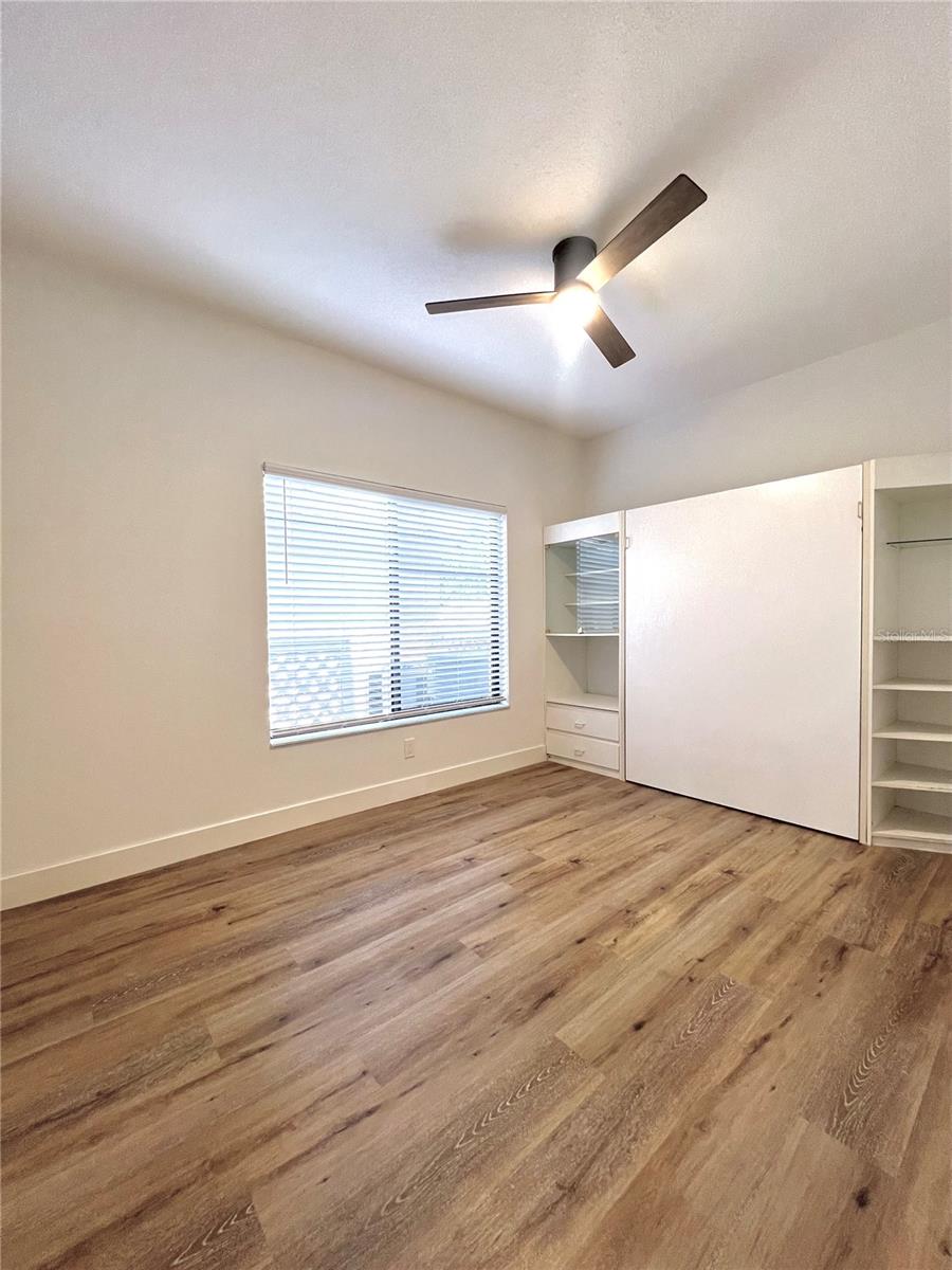 3014 Red Oak Ct #102 Property Photo 16