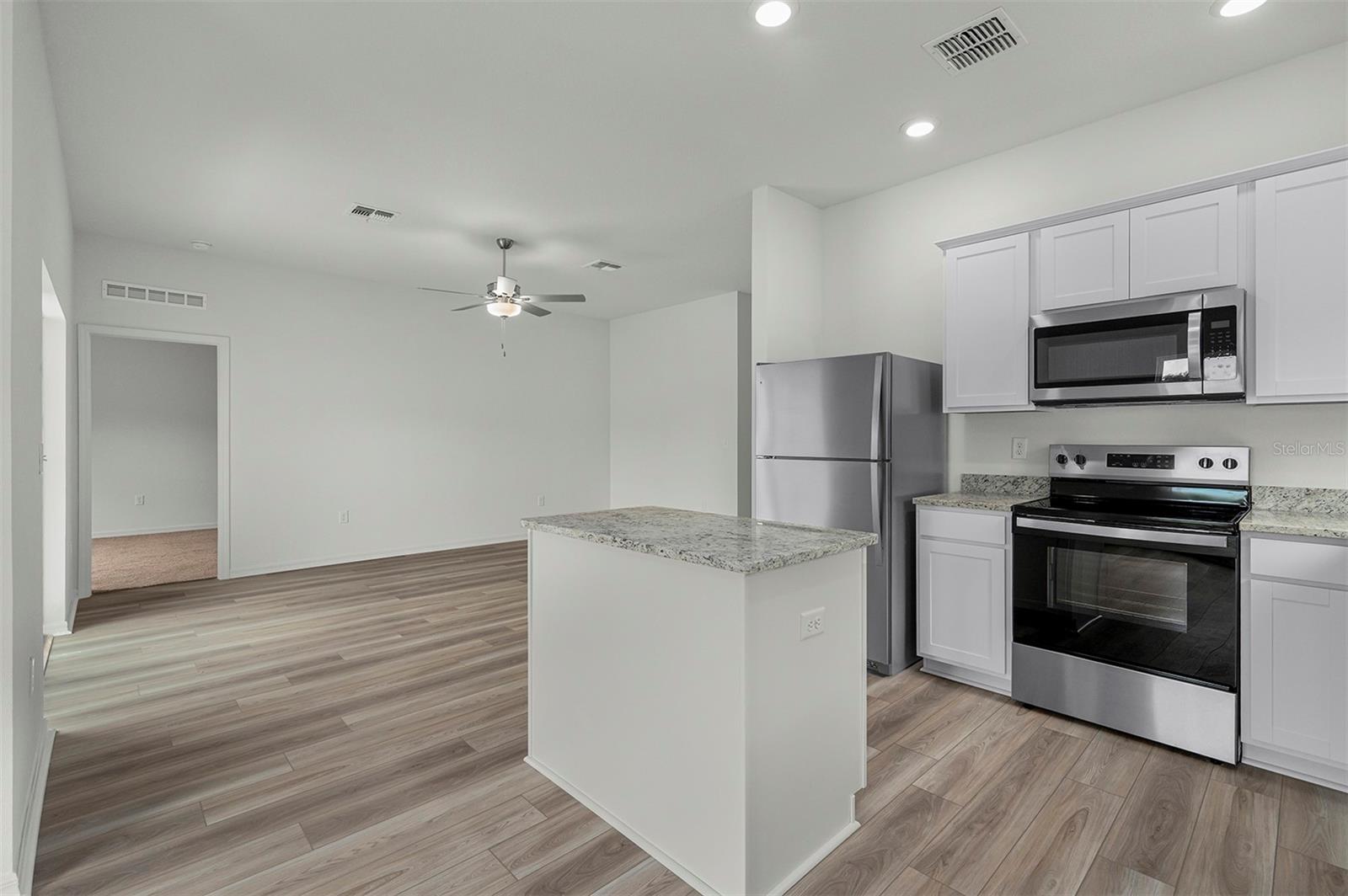 13352 Tula Loop Property Photo 5
