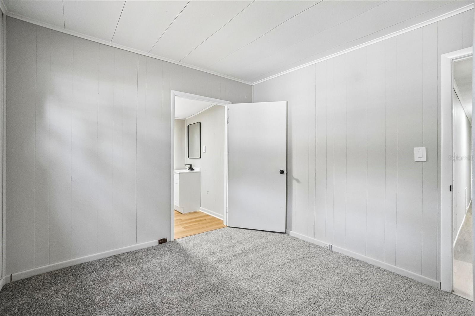 620 2nd St Property Photo 11