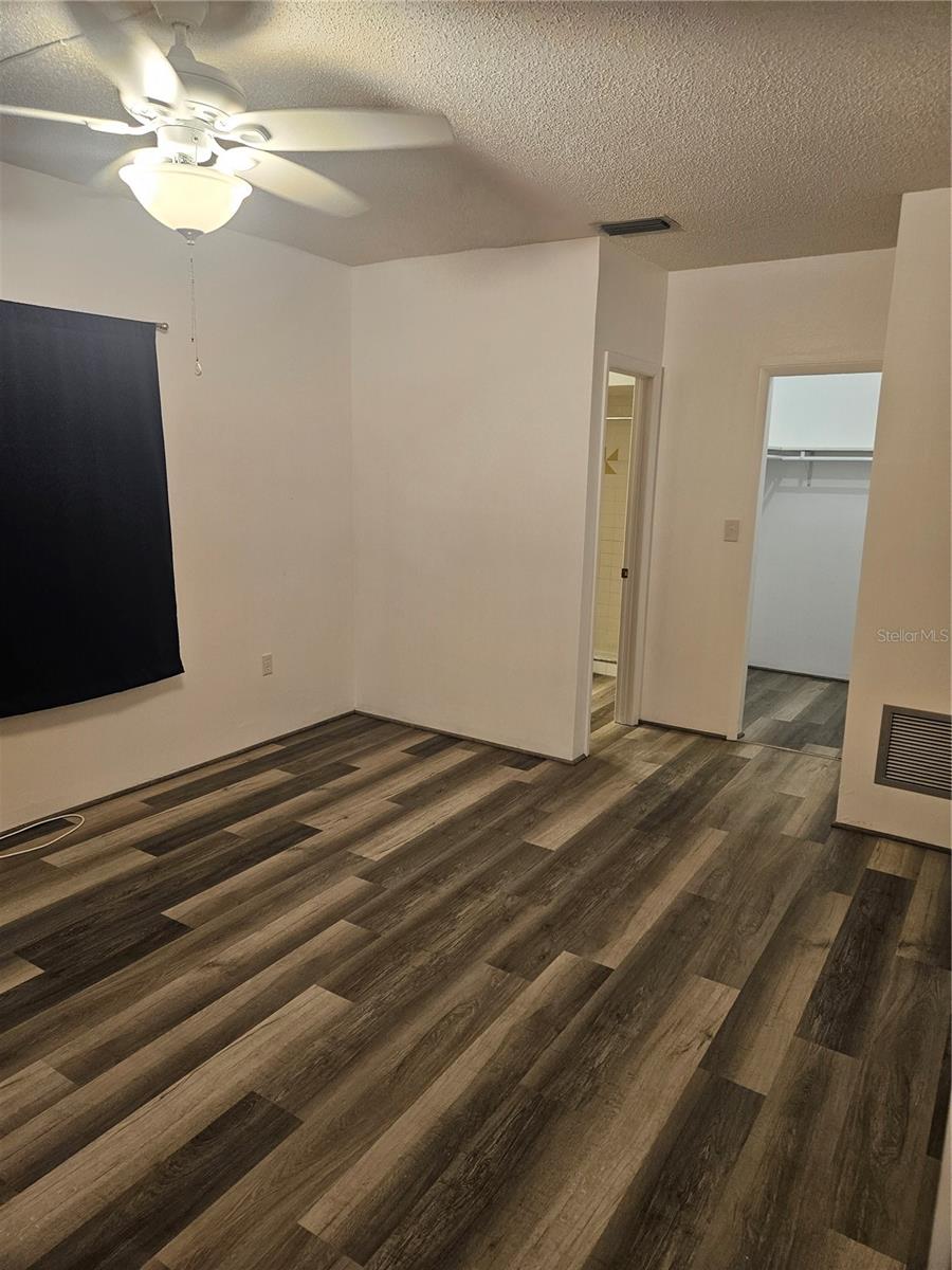 11557 124th Ter Property Photo 8