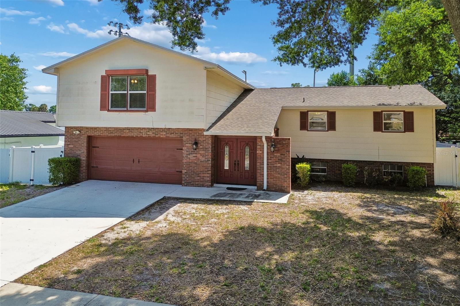 2620 GIANT PL Property Photo 1