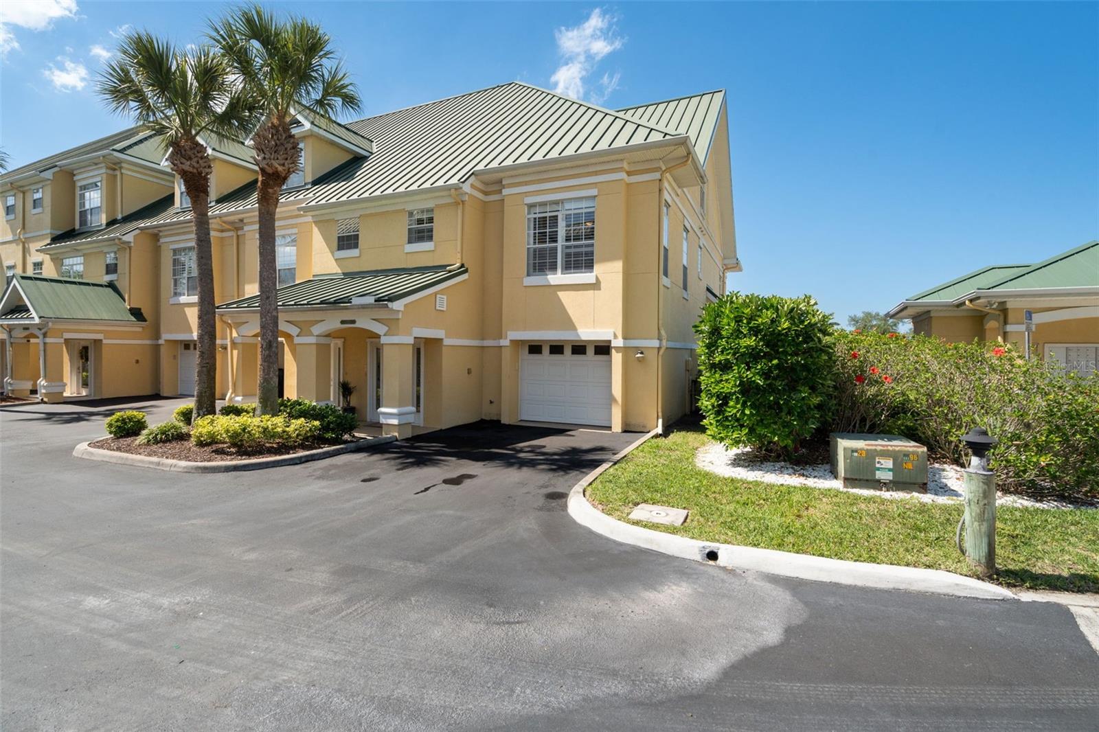 6420 Sunset Bay Cir Property Photo 2