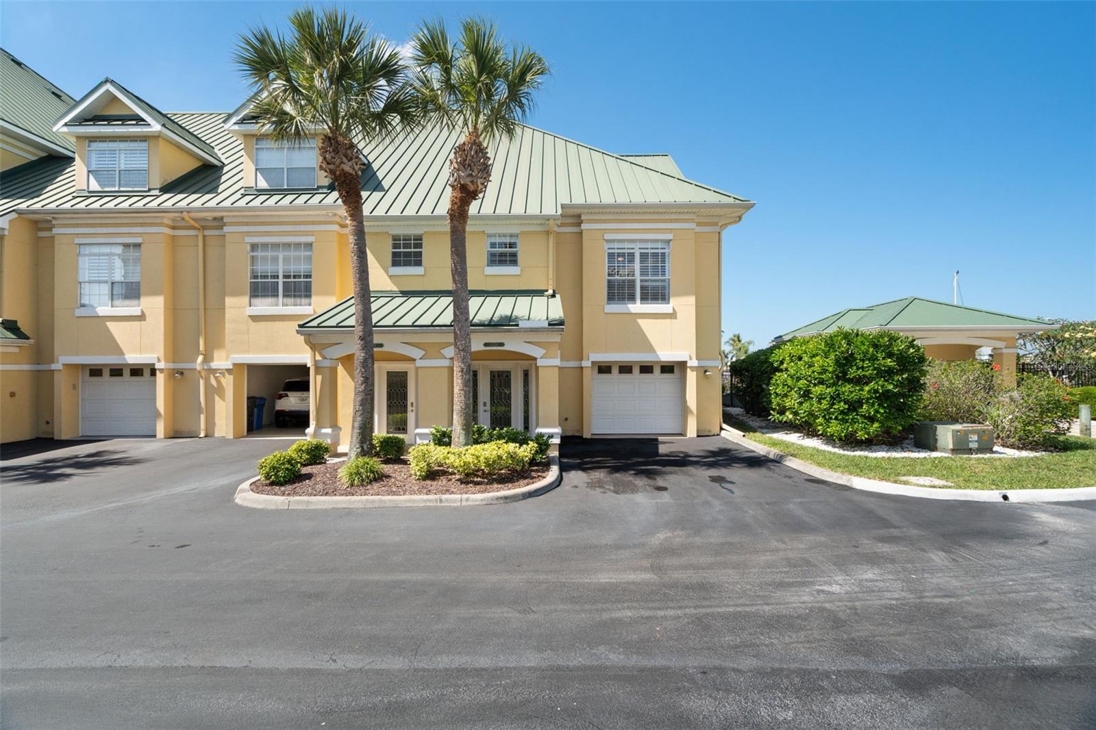 6420 Sunset Bay Cir Property Photo 4