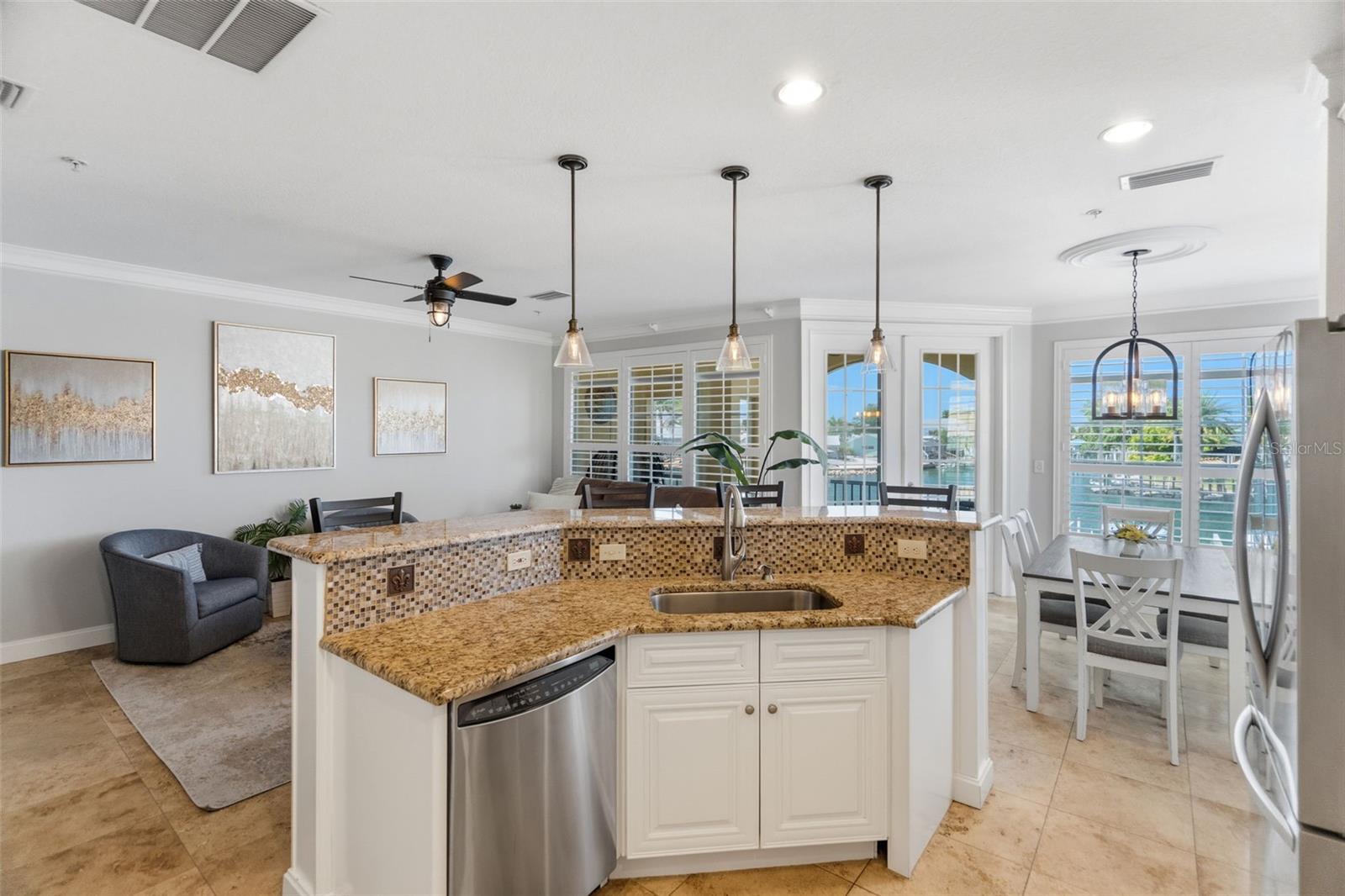 6420 Sunset Bay Cir Property Photo 23