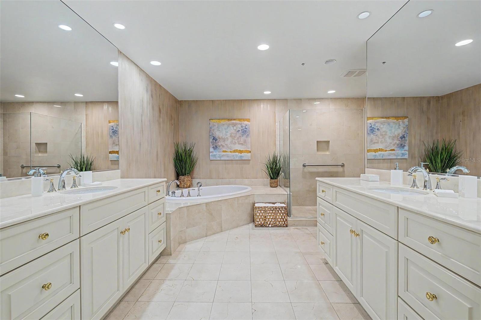 1111 Ritz Carlton Dr #1004 Property Photo 42
