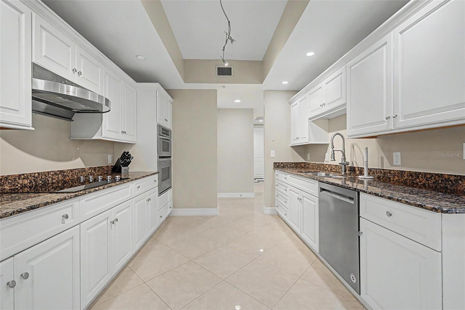 1111 Ritz Carlton Dr #1004 Property Photo 54