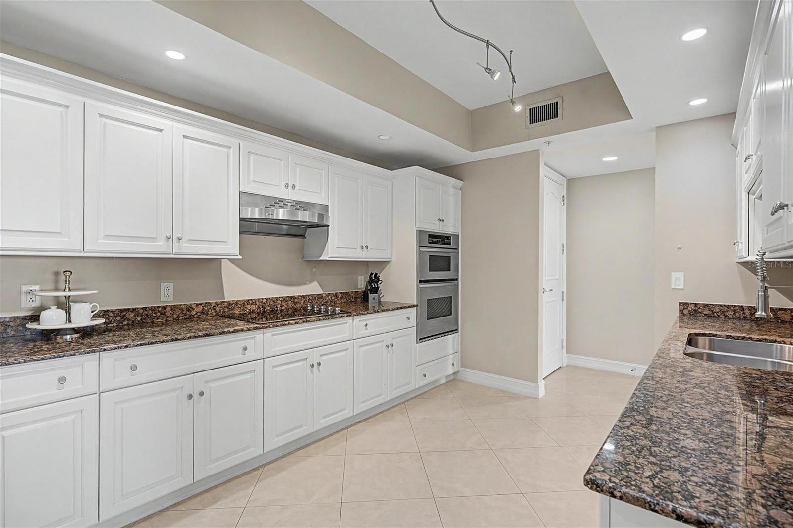 1111 Ritz Carlton Dr #1004 Property Photo 56