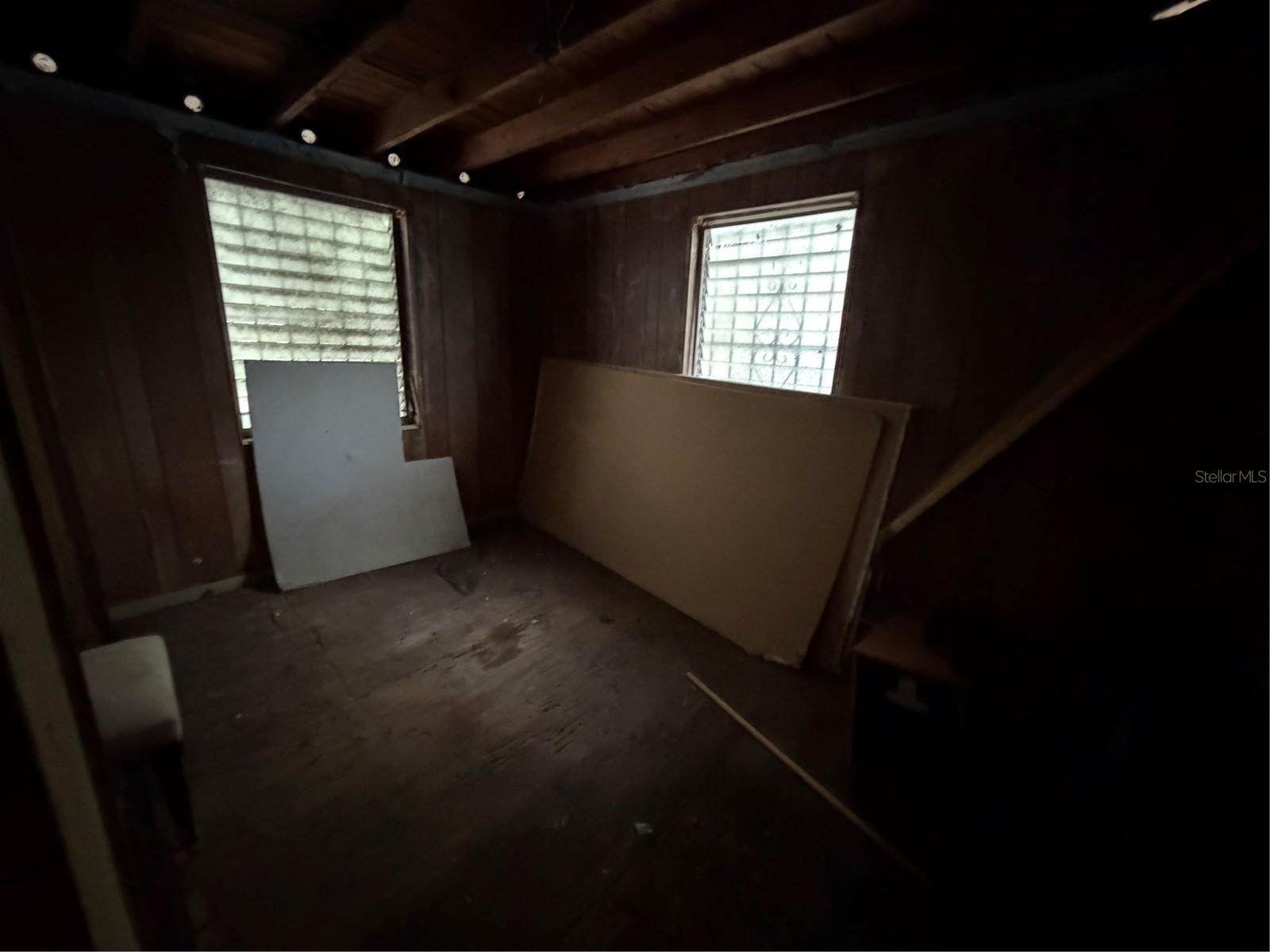 TB8503790 Property Photo 5