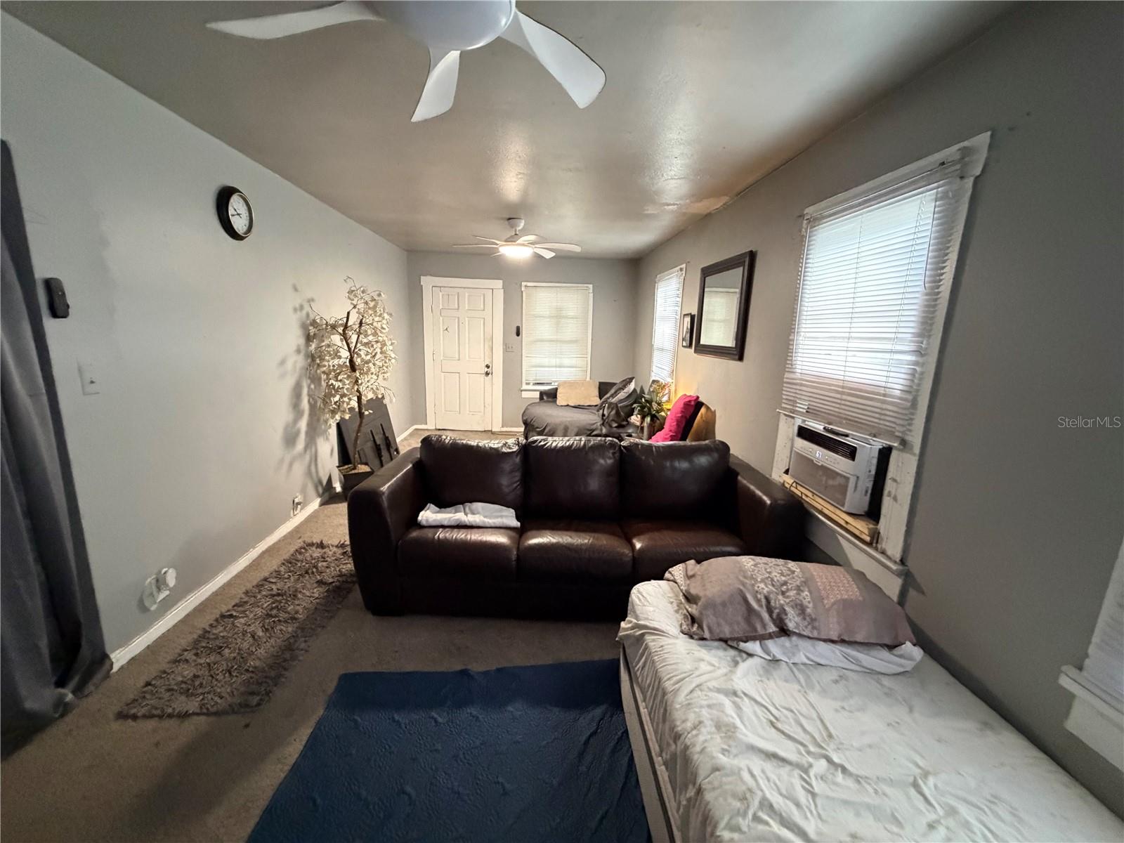 TB8503790 Property Photo 9