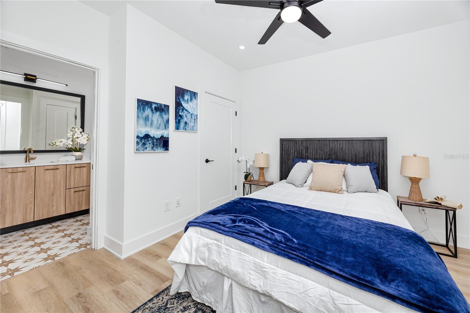 1308 E Columbus Dr #2 Property Photo 11
