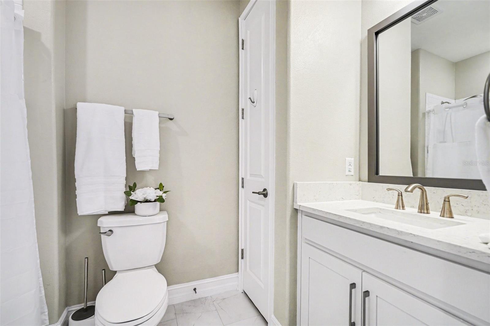 5054 San Martino Dr Property Photo 33