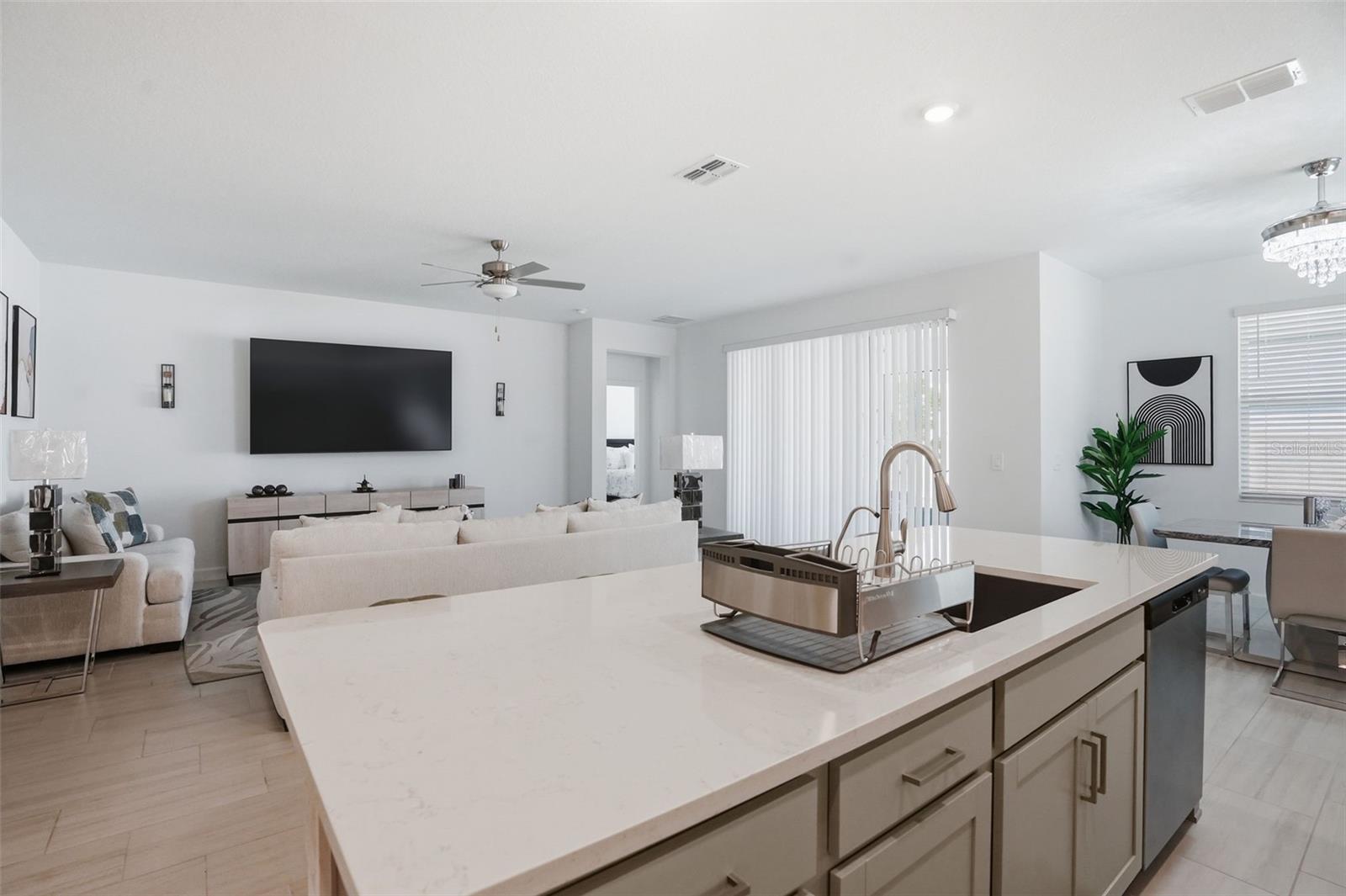 10770 Tupper Cay Dr Property Photo 20