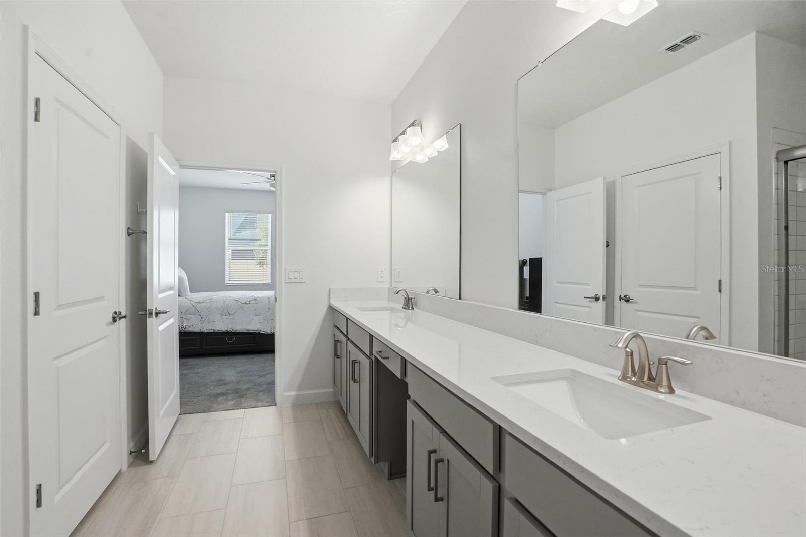 10770 Tupper Cay Dr Property Photo 37