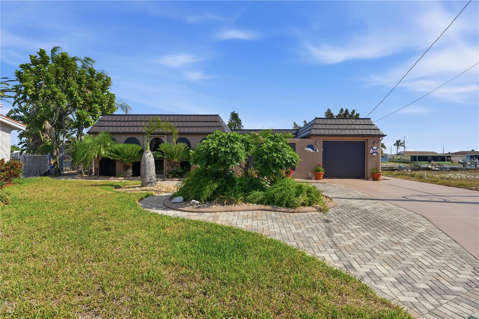 12821 4th Isle Property Photo 4