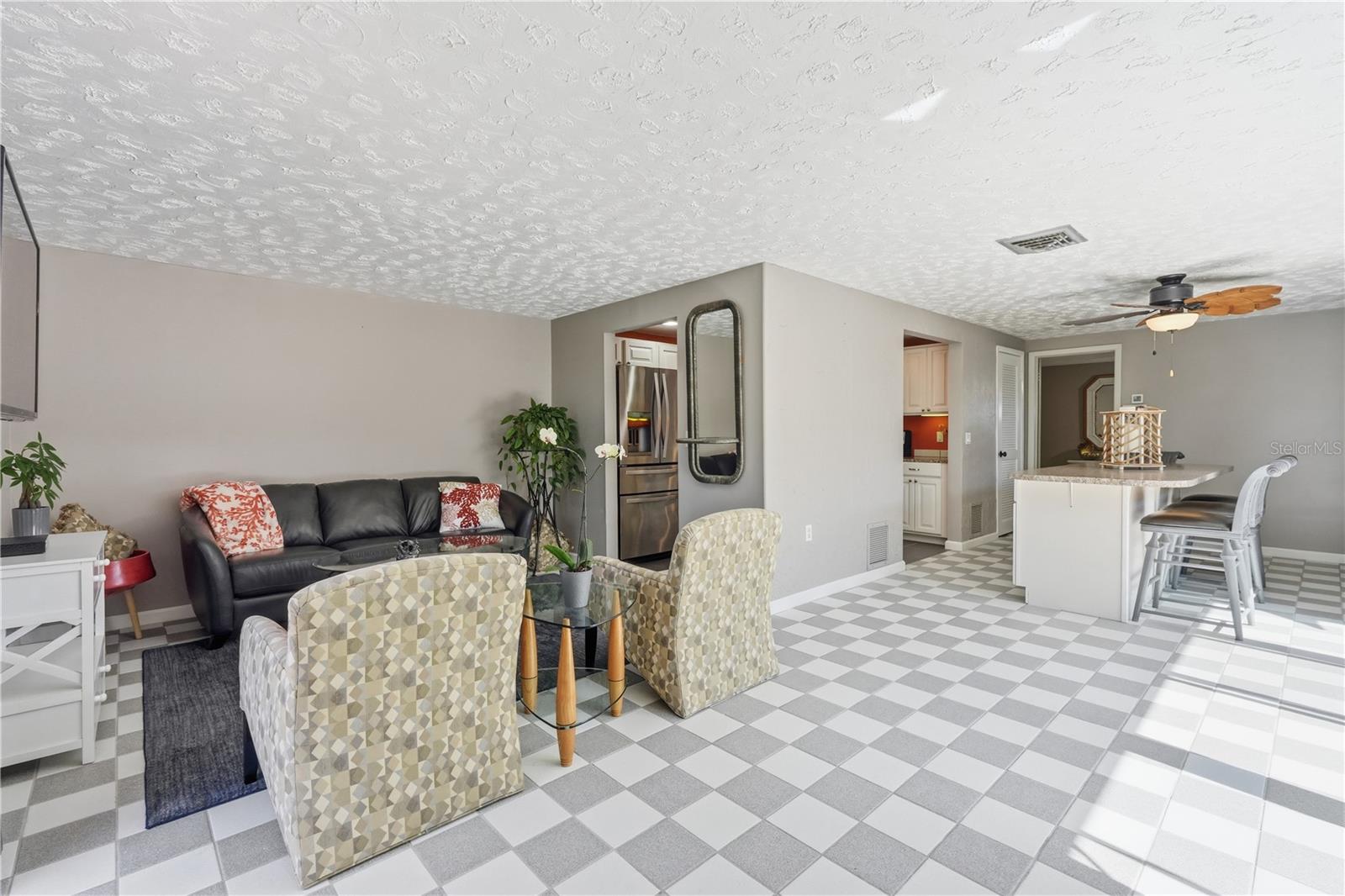 12821 4th Isle Property Photo 12