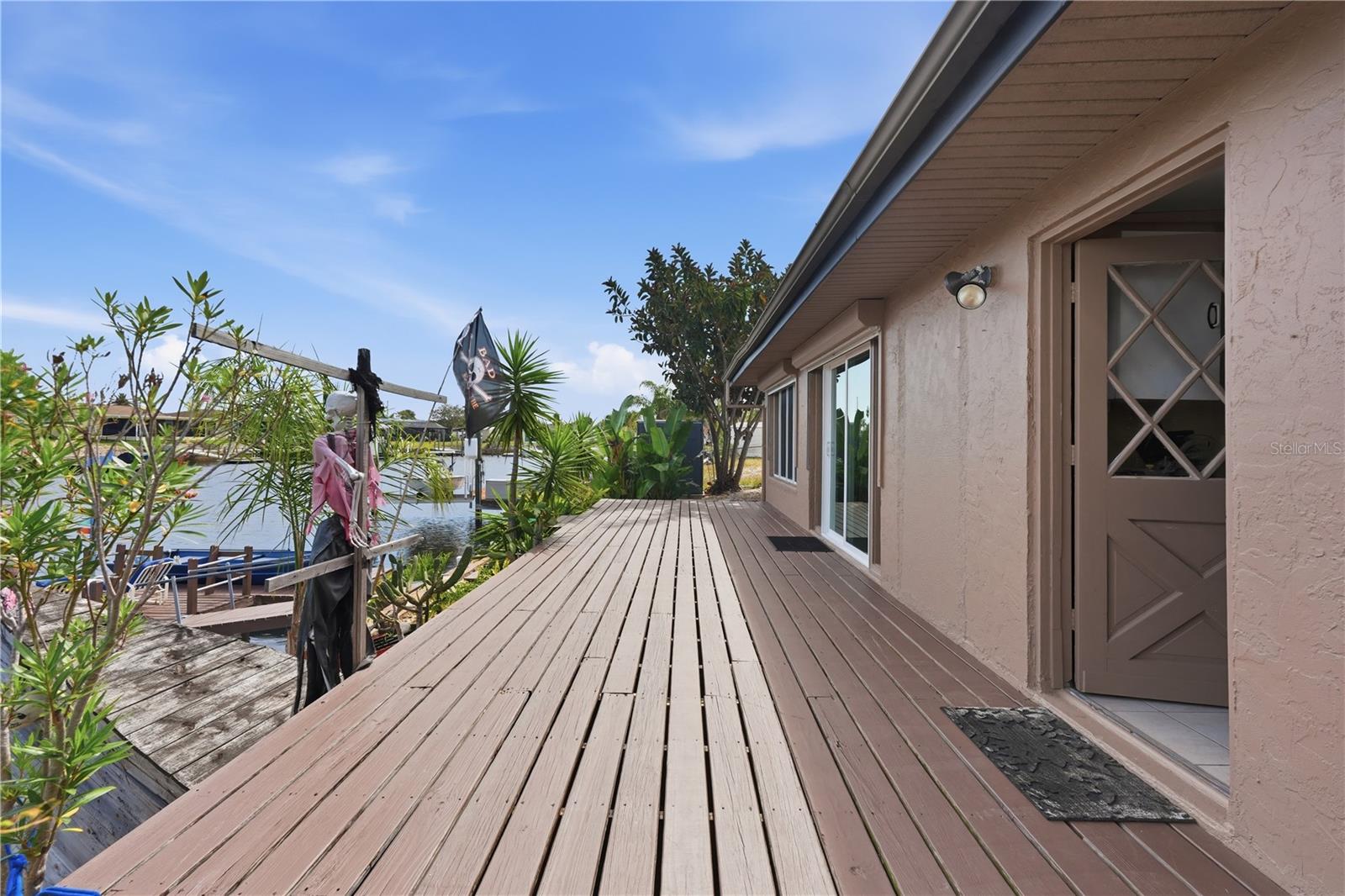 12821 4th Isle Property Photo 56