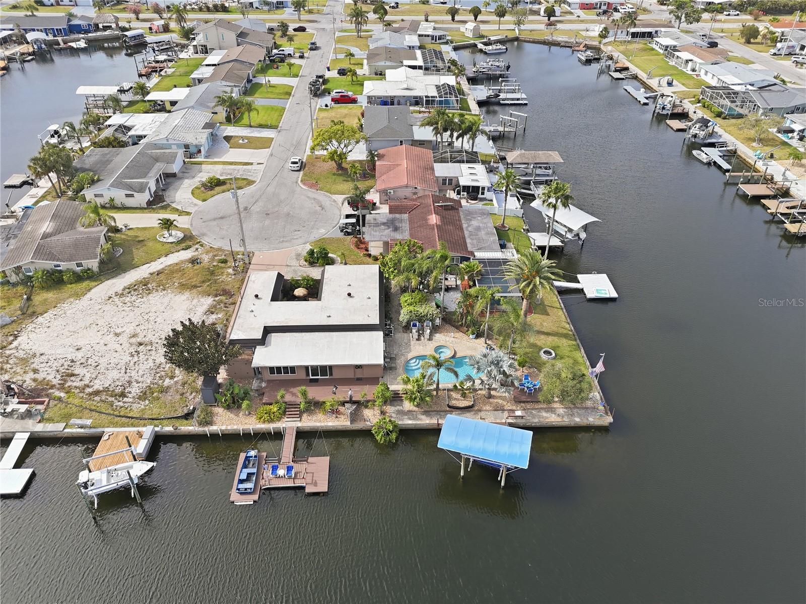 12821 4th Isle Property Photo 76