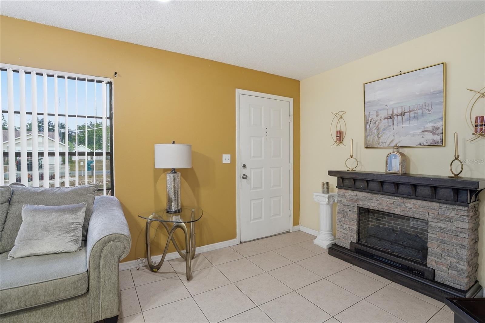 10164 Gifford Dr Property Photo 4