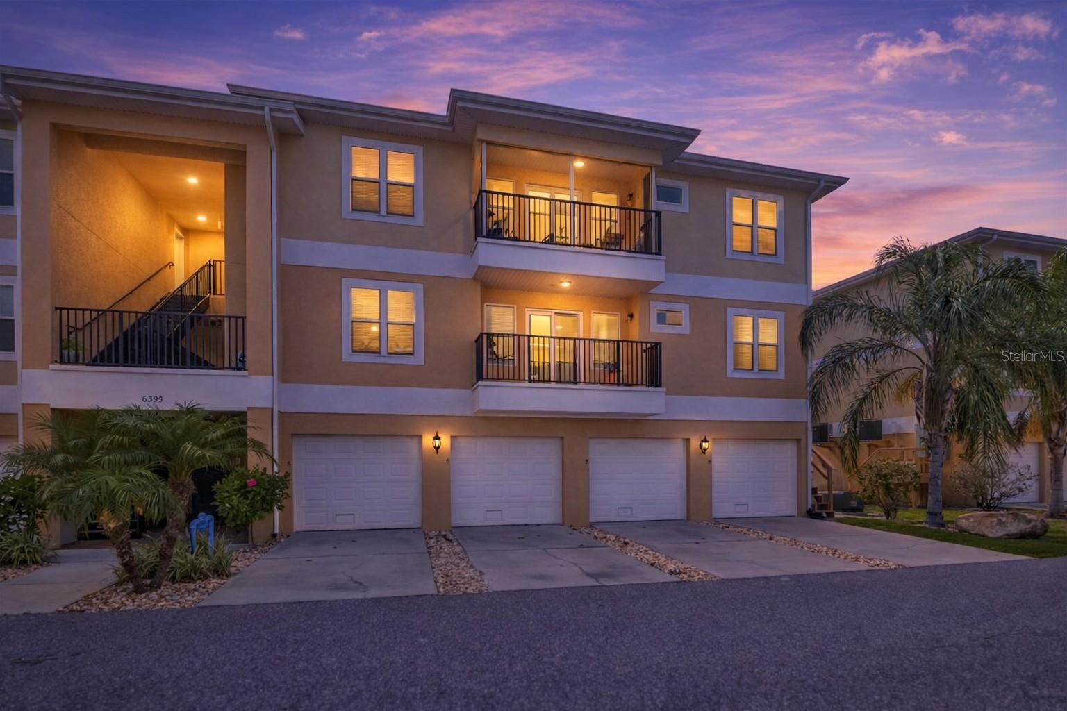 6395 BANYAN BLVD #303