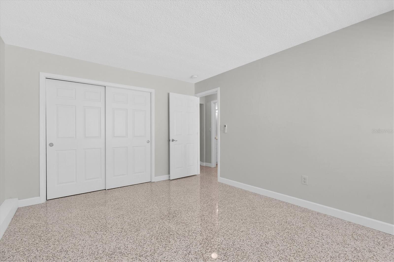 121 46th Ave #1g Property Photo 10