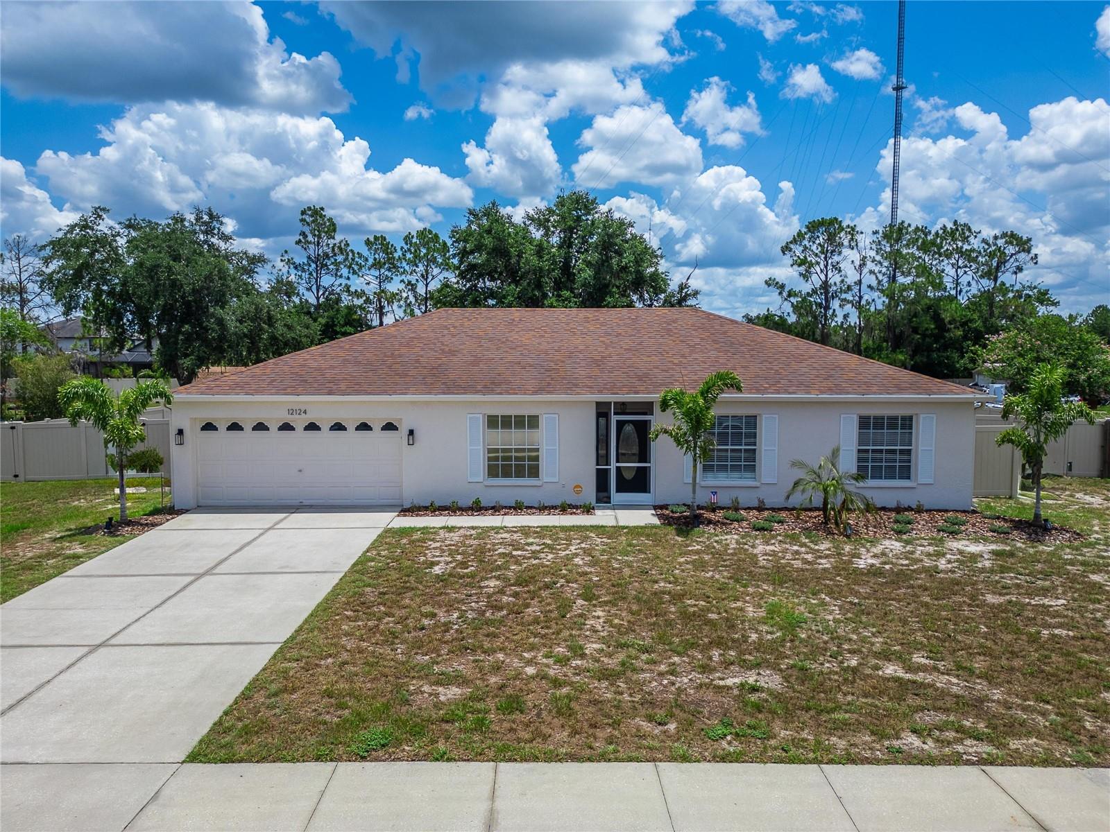 12124 Colonial Estates Ln Property Photo 1