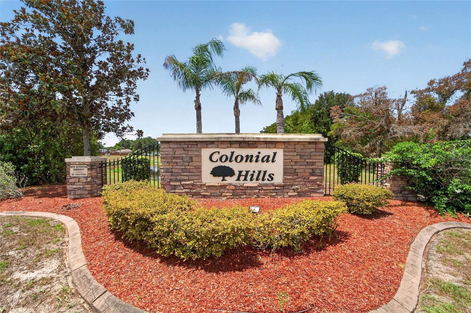 12124 Colonial Estates Ln Property Photo 9