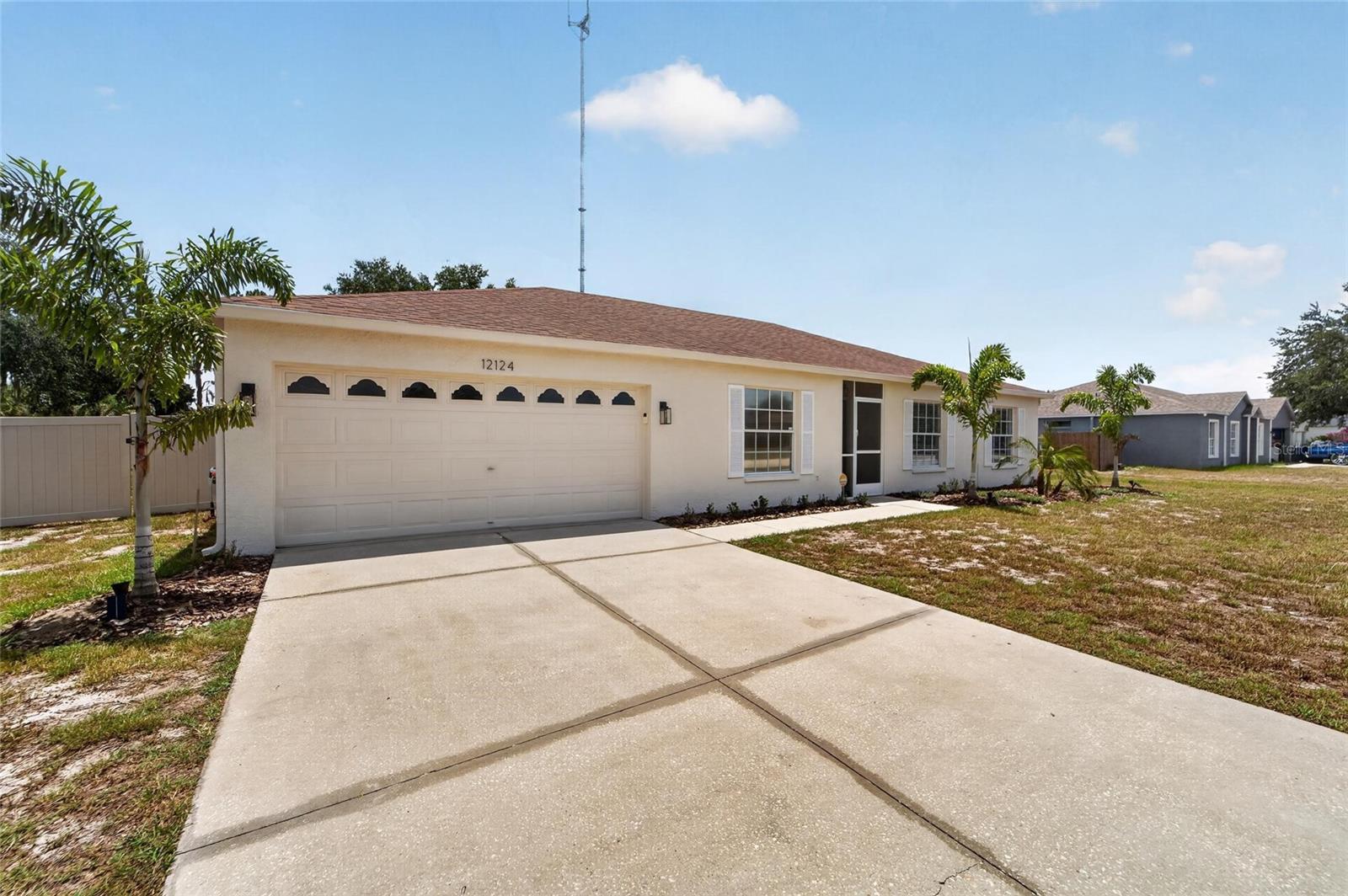 12124 Colonial Estates Ln Property Photo 31