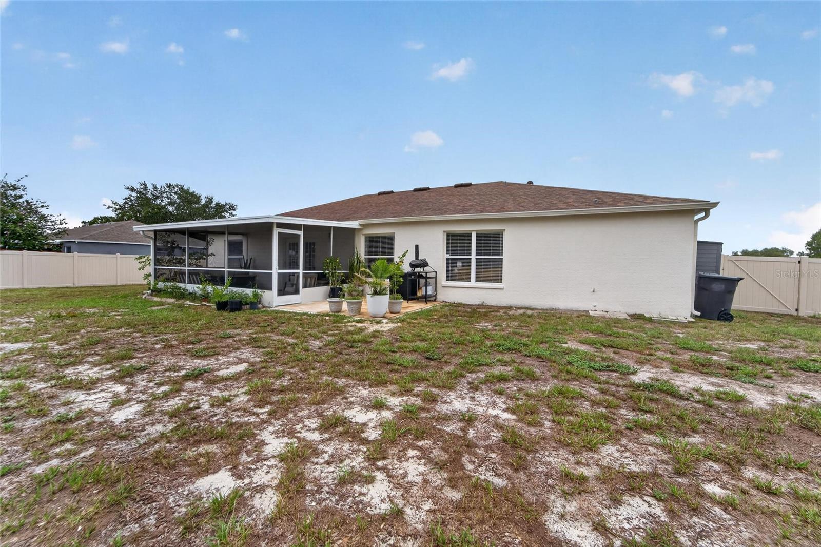 12124 Colonial Estates Ln Property Photo 39