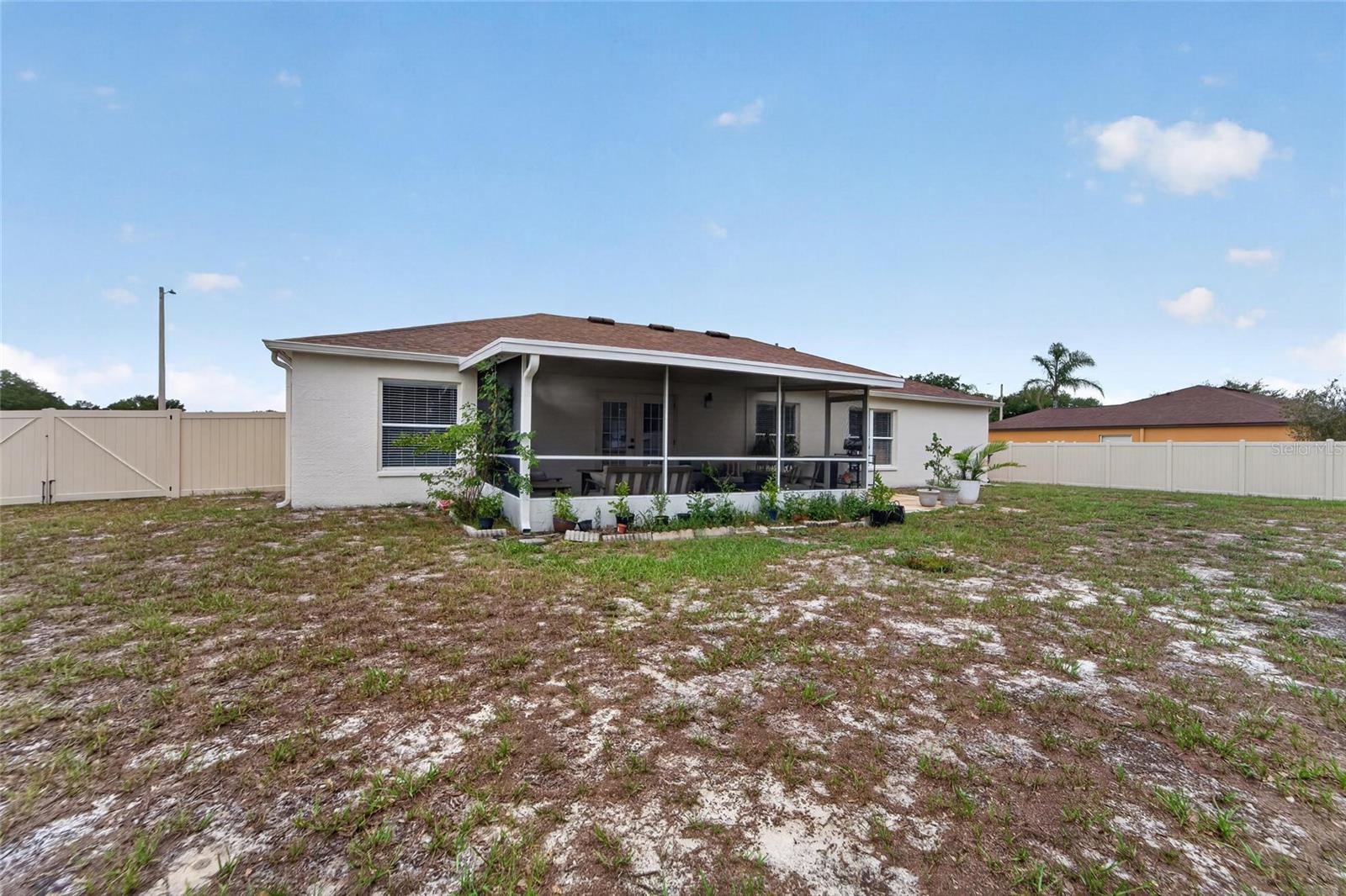 12124 Colonial Estates Ln Property Photo 40