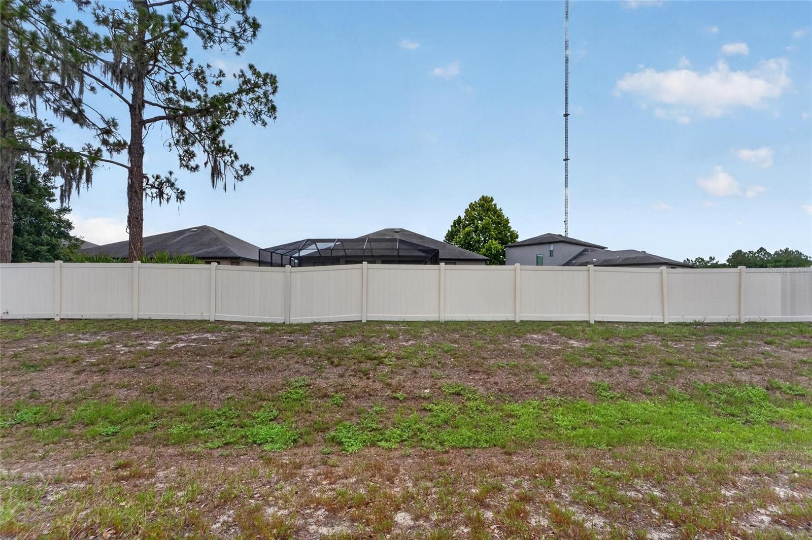 12124 Colonial Estates Ln Property Photo 46
