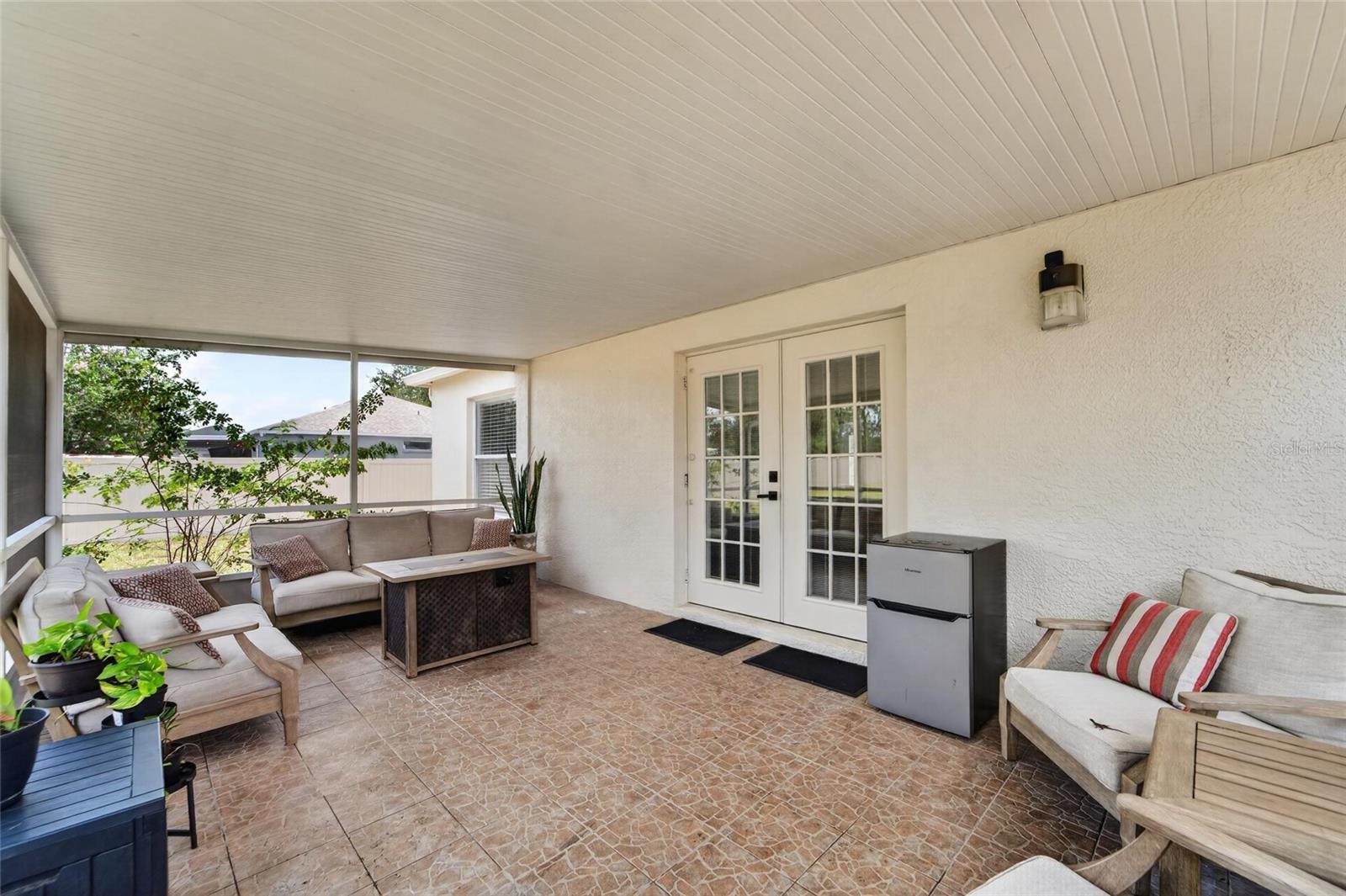12124 Colonial Estates Ln Property Photo 51
