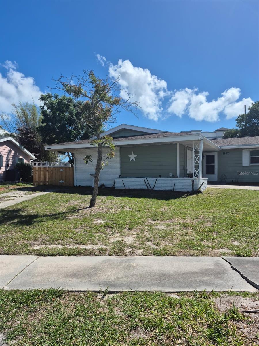 1107 Cable Ln Property Photo 2