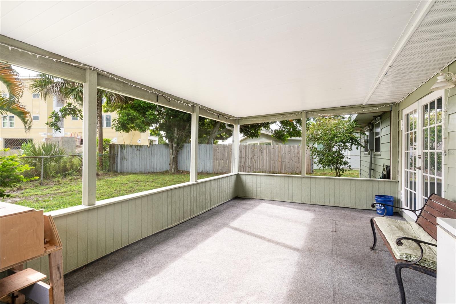 1107 Cable Ln Property Photo 5