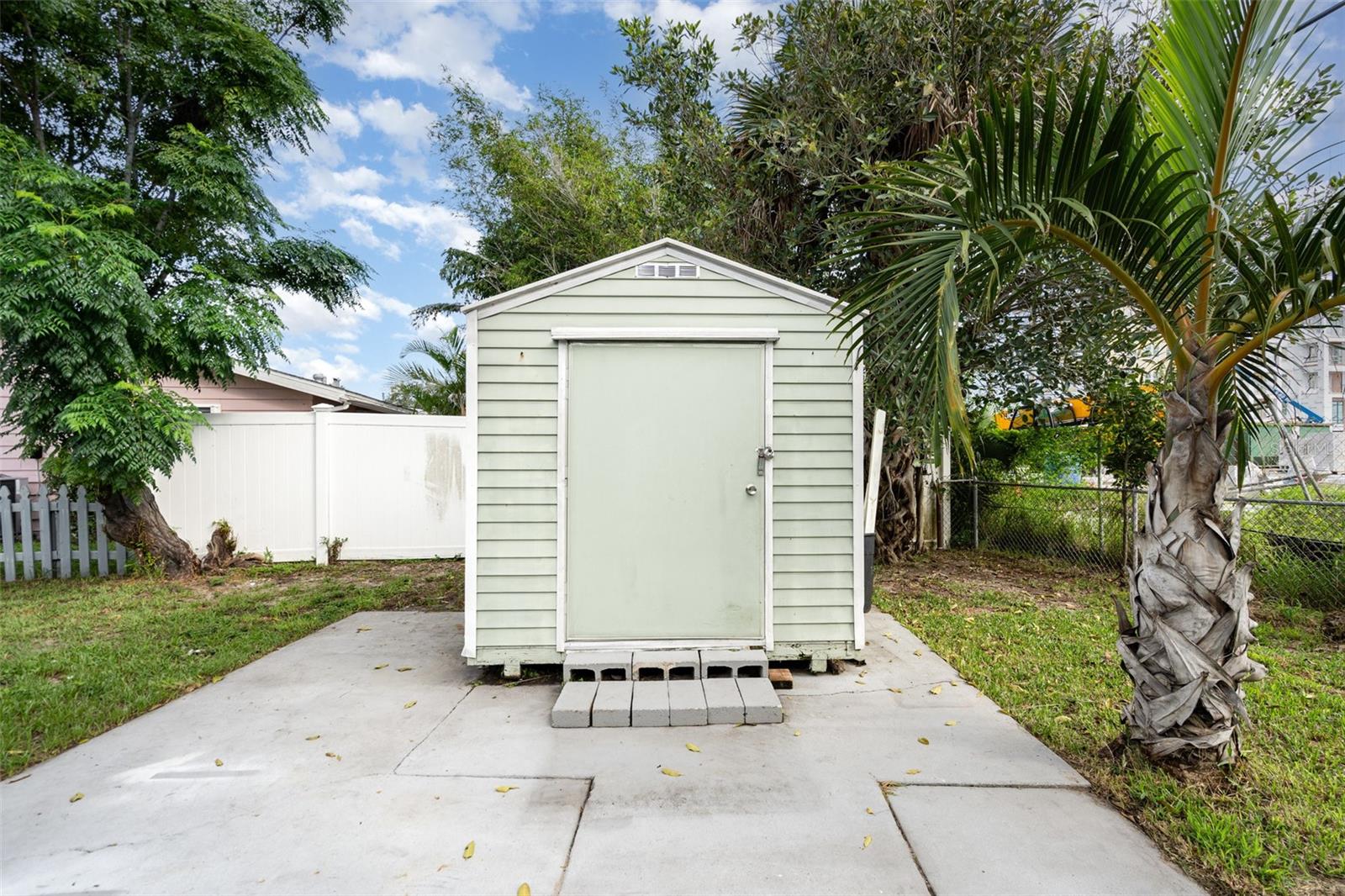 1107 Cable Ln Property Photo 17