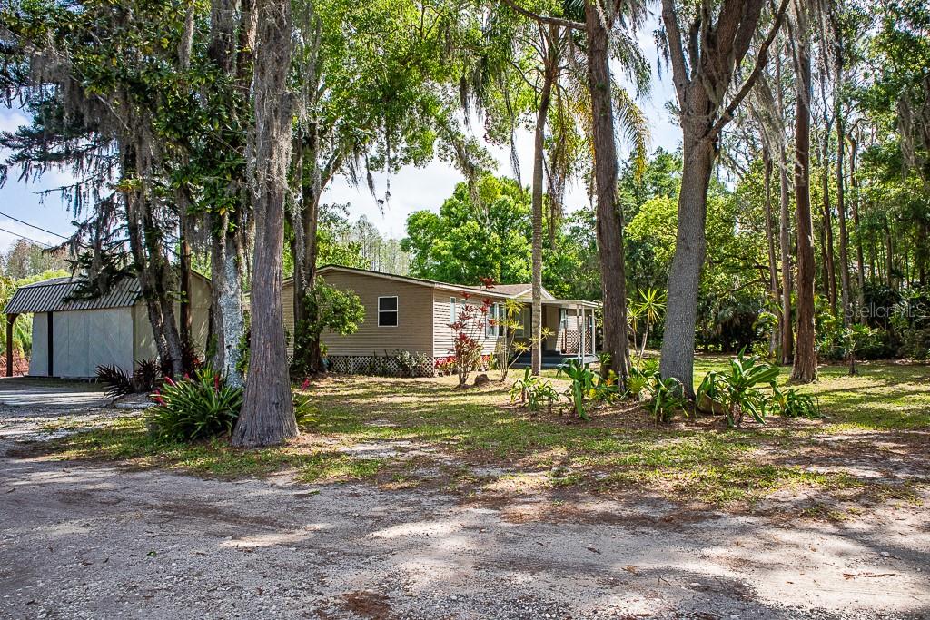 13815 Plainview Rd Property Photo 32