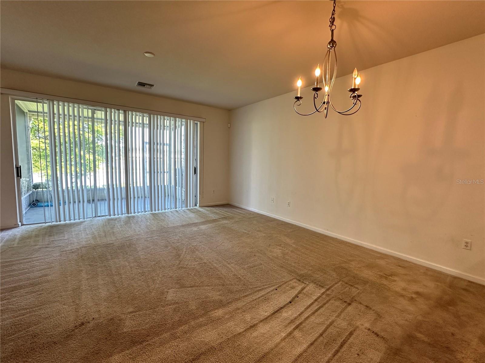 4871 Pond Ridge Dr Property Photo 8